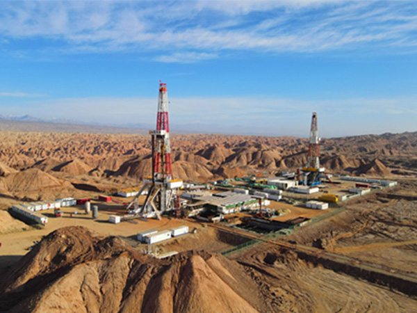 The first trial of the electric pump fishing-uplift technology in the Tarim Oilfield was a success.